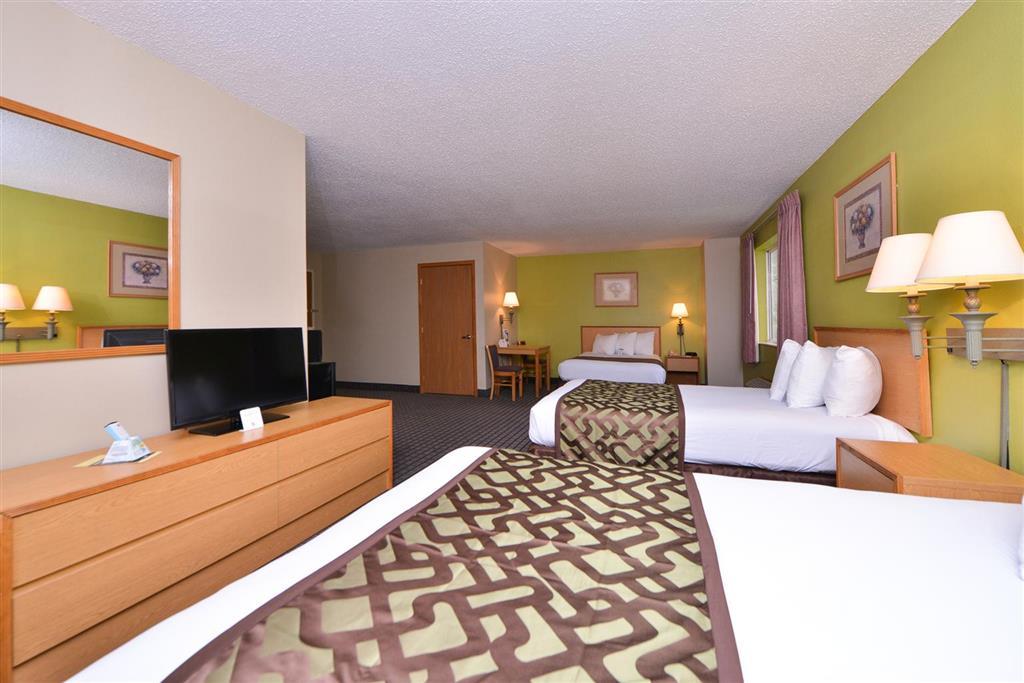 Regency Inn Geneseo Il I-80 Room photo