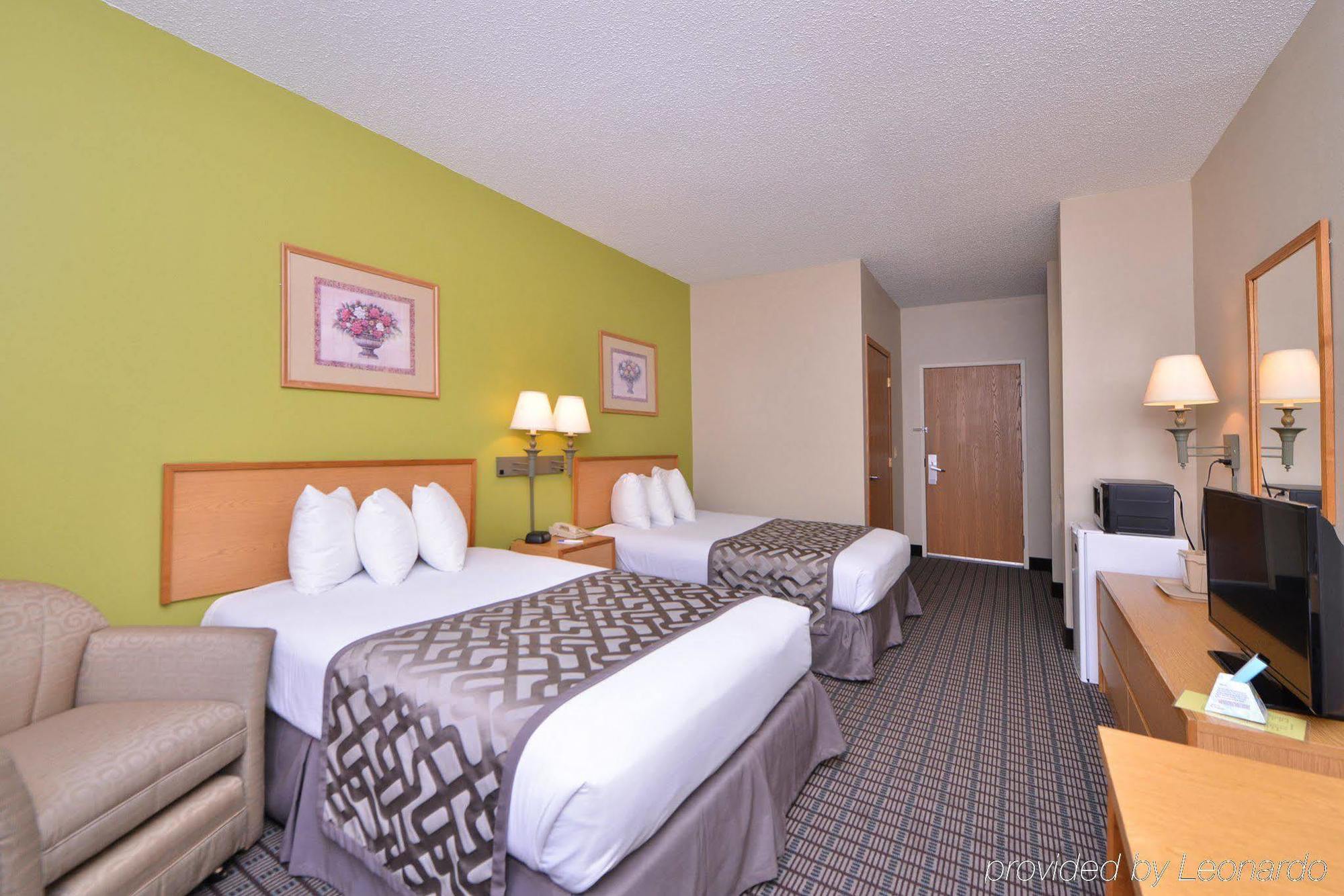 Regency Inn Geneseo Il I-80 Exterior photo